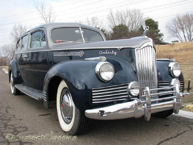 1942-packard-160-356.jpg