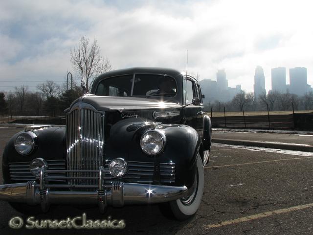 1942-packard-160-442.jpg