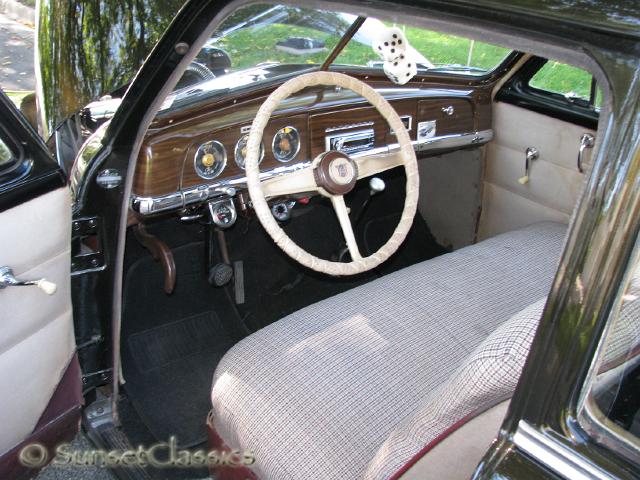 1949-plymouth-deluxe-coupe-038.jpg