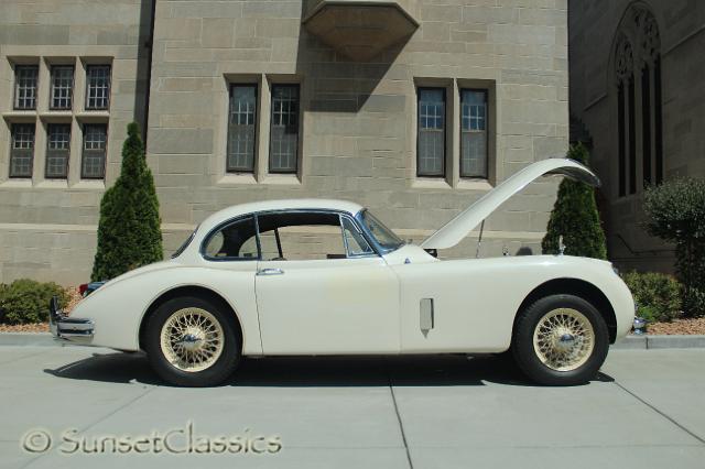 1959-jaguar-xk150-688.jpg