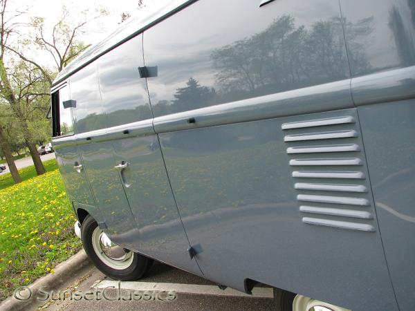 1959-vw-double-door-van-381.jpg