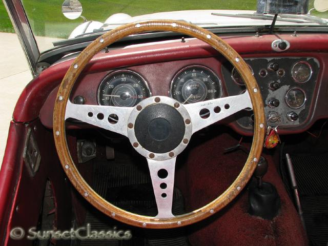 1961-triumph-tr3a-697.jpg