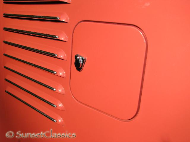 1961-23-window-bus-174.jpg