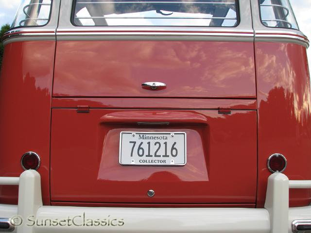 1961-23-window-bus-277.jpg