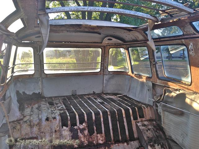 1963-vw-23-window-bus-081.jpg