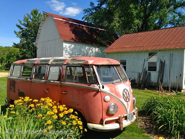 1963-vw-23-window-bus-37.jpg