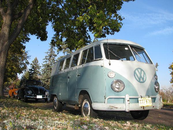 1964-vw-bus61.jpg