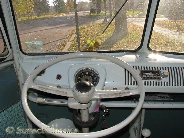 1964-vw-bus-986.jpg