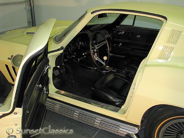 1965-corvette-stingray-396-410.jpg