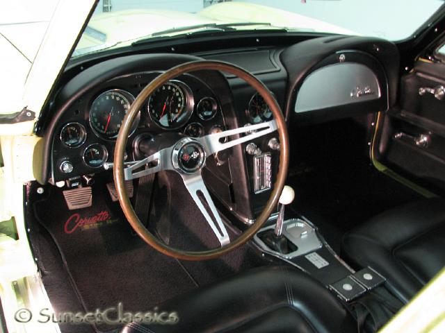 1965-corvette-stingray-396-417.jpg