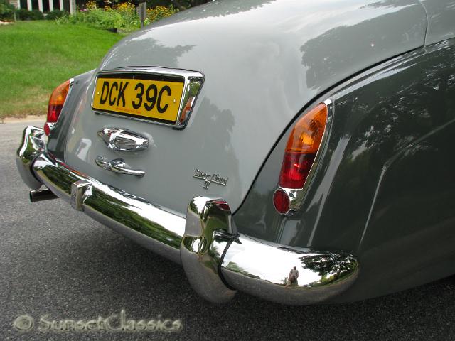 1965-rolls-royce-silver-cloud-012.jpg