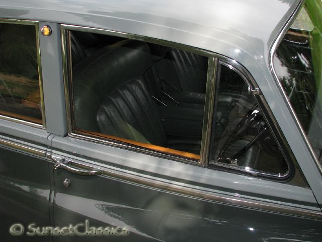 1965-rolls-royce-silver-cloud-025.jpg