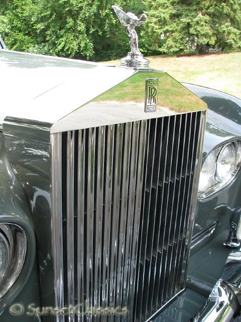 1965-rolls-royce-silver-cloud-067.jpg