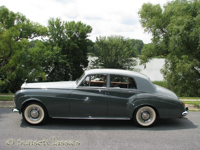 1965-rolls-royce-silver-cloud-825.jpg