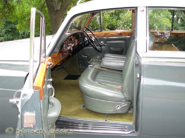 1965-rolls-royce-silver-cloud-863.jpg