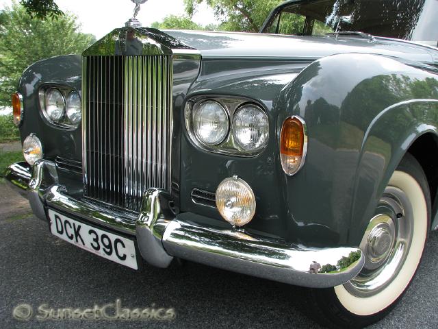 1965-rolls-royce-silver-cloud-965.jpg