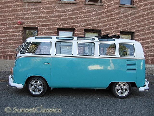 1965-vw-21-window-bus-370.jpg