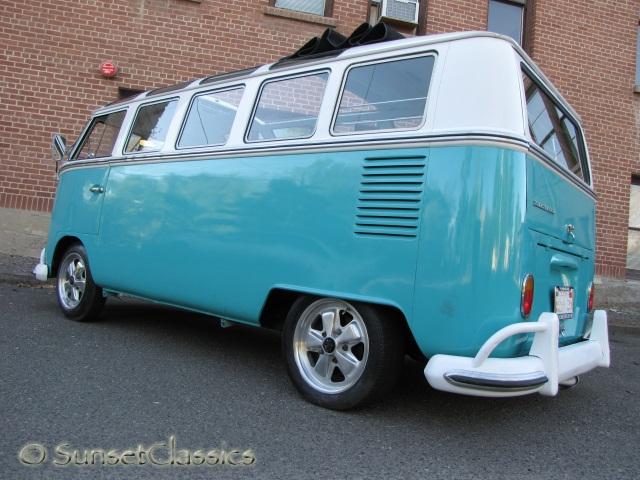 1965-vw-21-window-bus-383.jpg