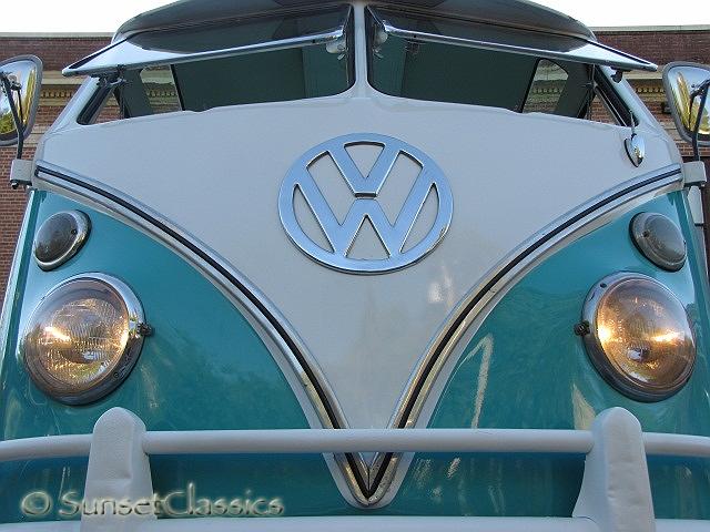 1965-vw-21-window-bus-412.jpg