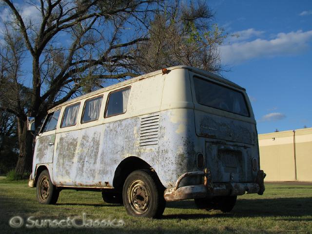 1965-vw-bus-938.jpg