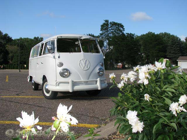 1966-vw-walk-through-bus-709.jpg