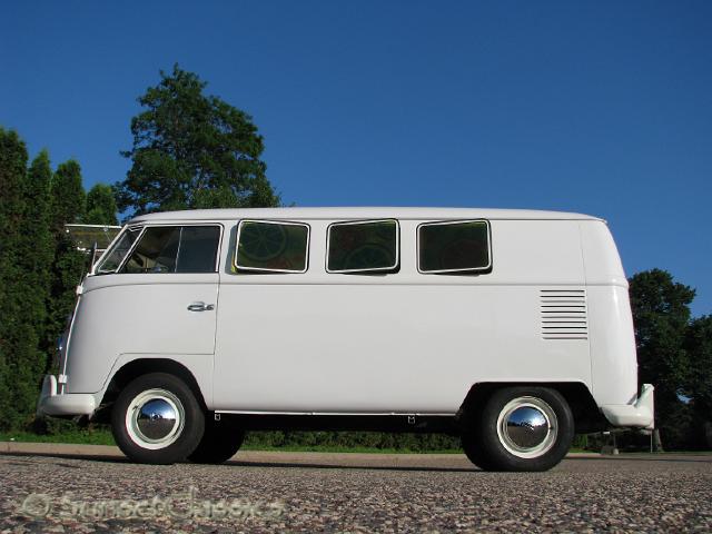 1966-vw-walk-through-bus-782.jpg