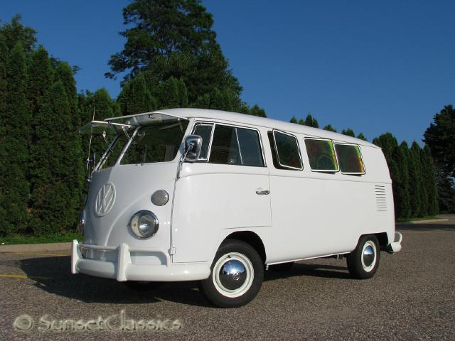 1966-vw-walk-through-bus-786.jpg