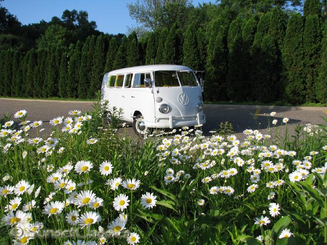 1966-vw-walk-through-bus-858.jpg