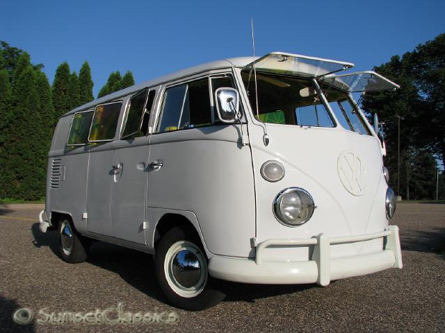 1966-vw-walk-through-bus-869.jpg