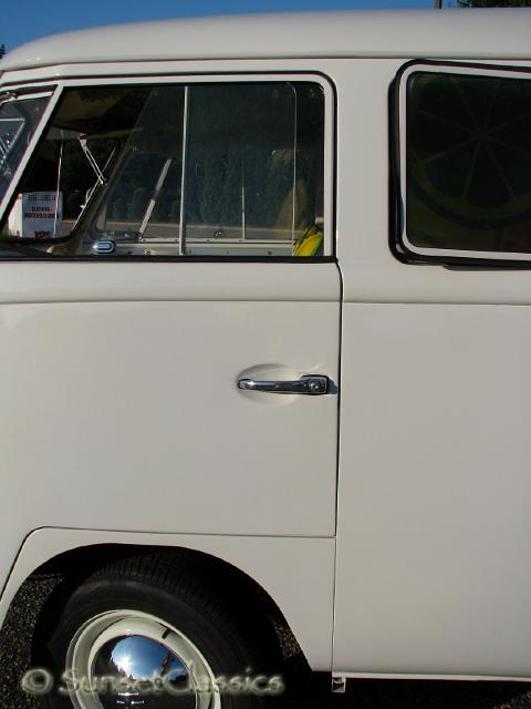 1966-vw-walk-through-bus-932.jpg