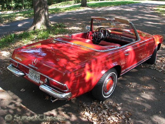 1967-mercedes-250sl-5-speed_761.jpg