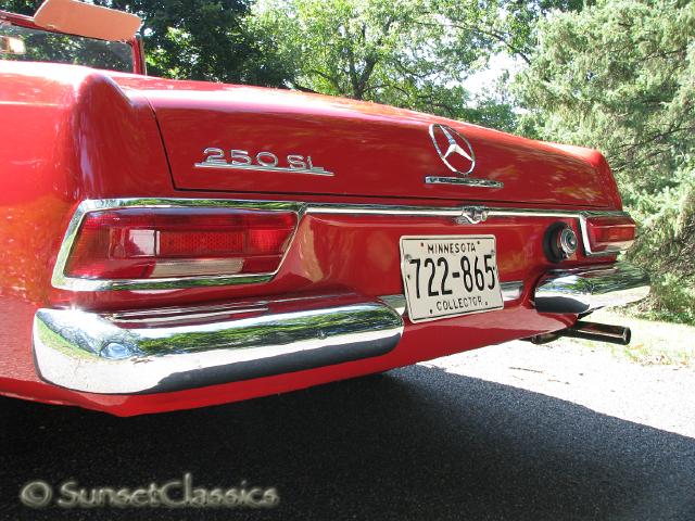 1967-mercedes-250sl-5-speed_821.jpg