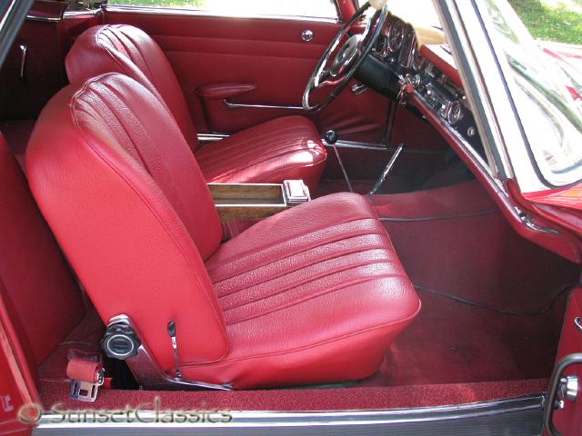 1967-mercedes-250sl-5-speed_933.jpg