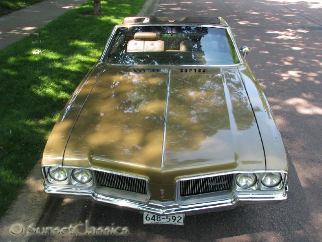 1970-olds-cutlass-supreme-020.jpg