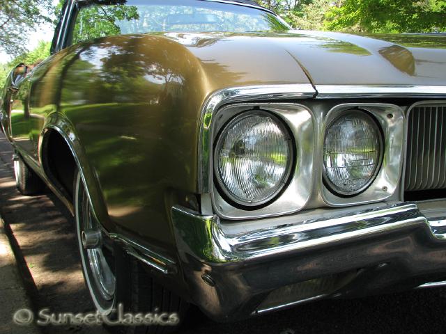 1970-olds-cutlass-supreme-025.jpg