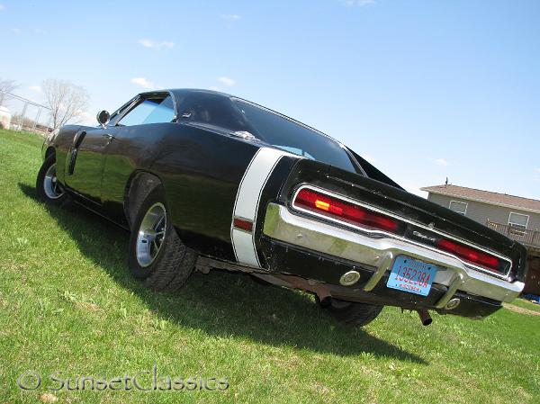 1970-dodge-charger-rt758.jpg