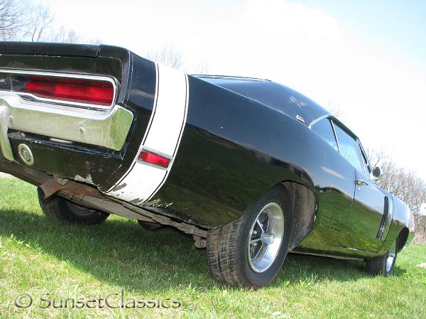 1970-dodge-charger-rt779.jpg