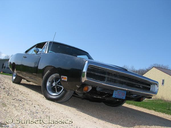 1970-dodge-charger-rt869.jpg