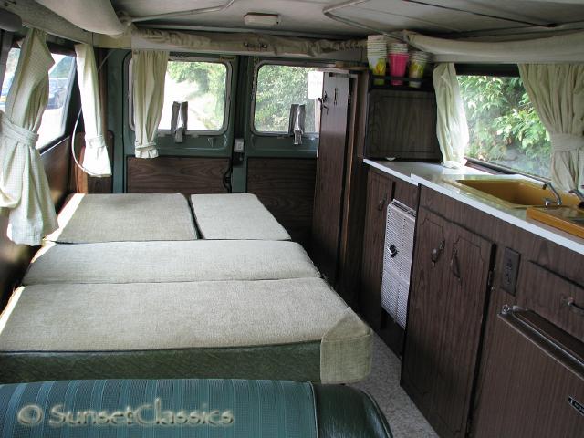 1973-econoline-camper-901.jpg