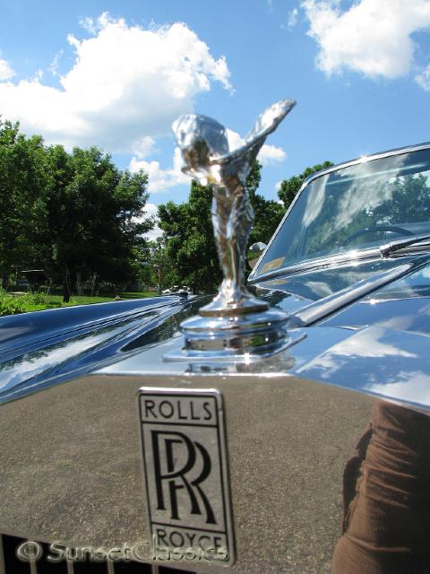 1974-rolls-royce-corniche-681.jpg