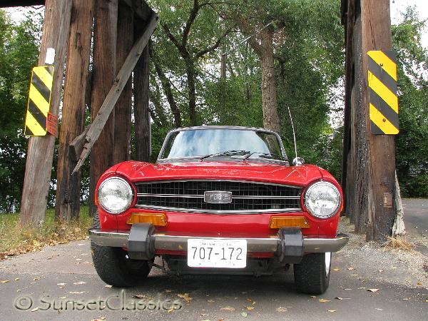 1974-triumph-tr6-628.jpg