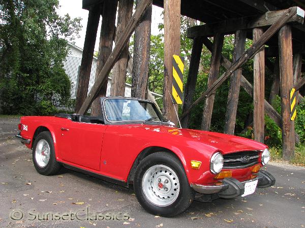 1974-triumph-tr6-632.jpg