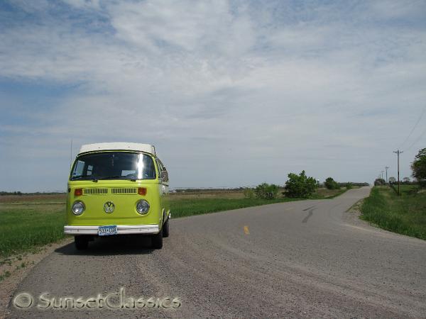 1974-vw-westy-017.jpg