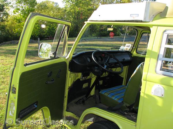 1974-vw-westy-548.jpg