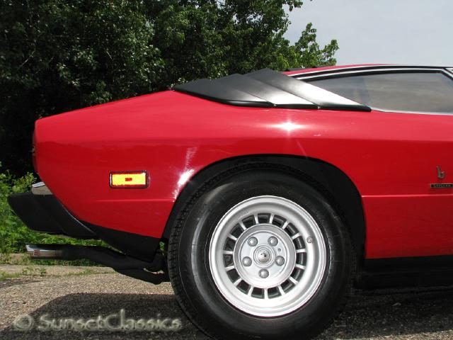 1975-lamborghini-urraco-565.jpg