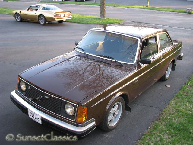 1980-volvo-314.jpg