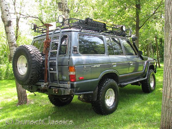 1985-toyota-land-cruiser-146.jpg