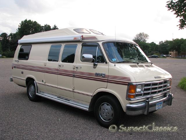 1988-dodge-rv-roadtrek-570.jpg