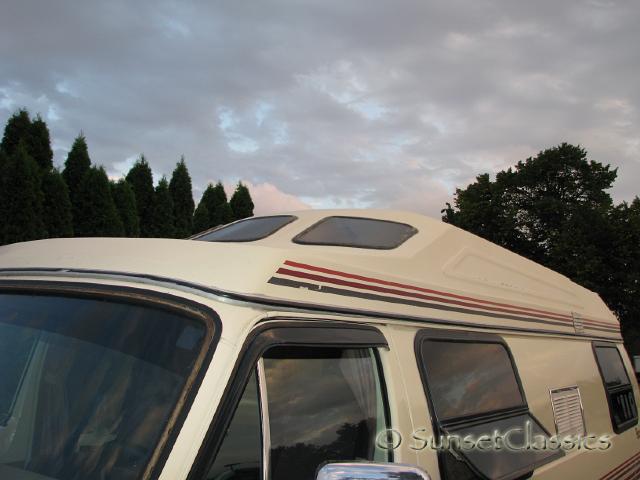 1988-dodge-rv-roadtrek-589.jpg