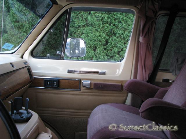 1988-dodge-rv-roadtrek-606.jpg